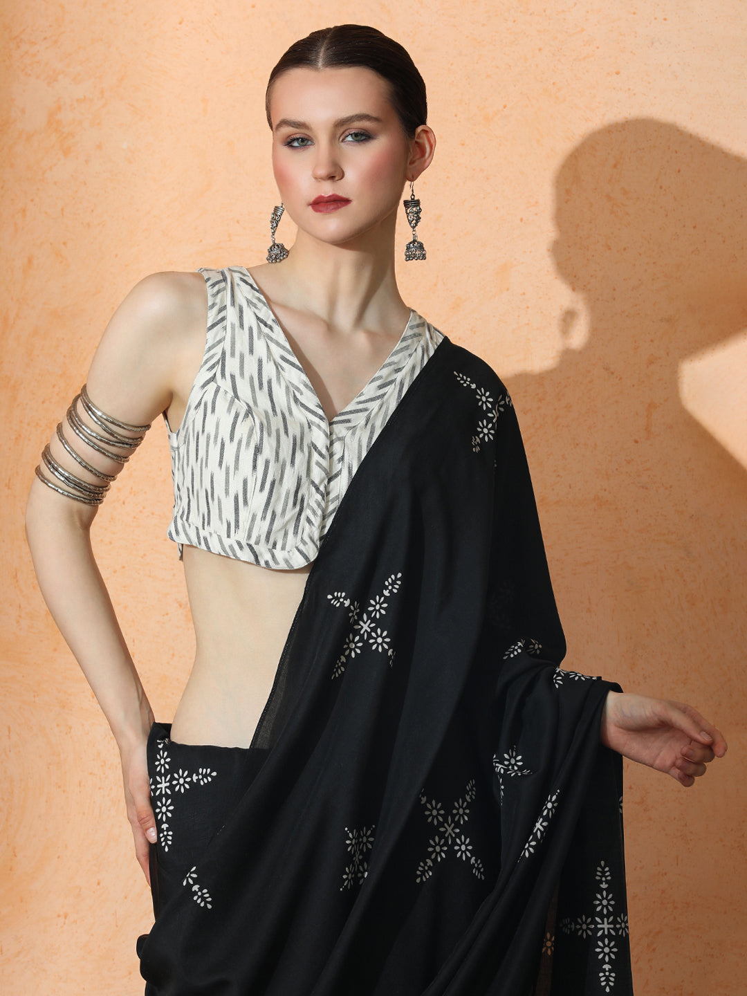 Floral Muslin Cotton Saree with Unstiched Blouse