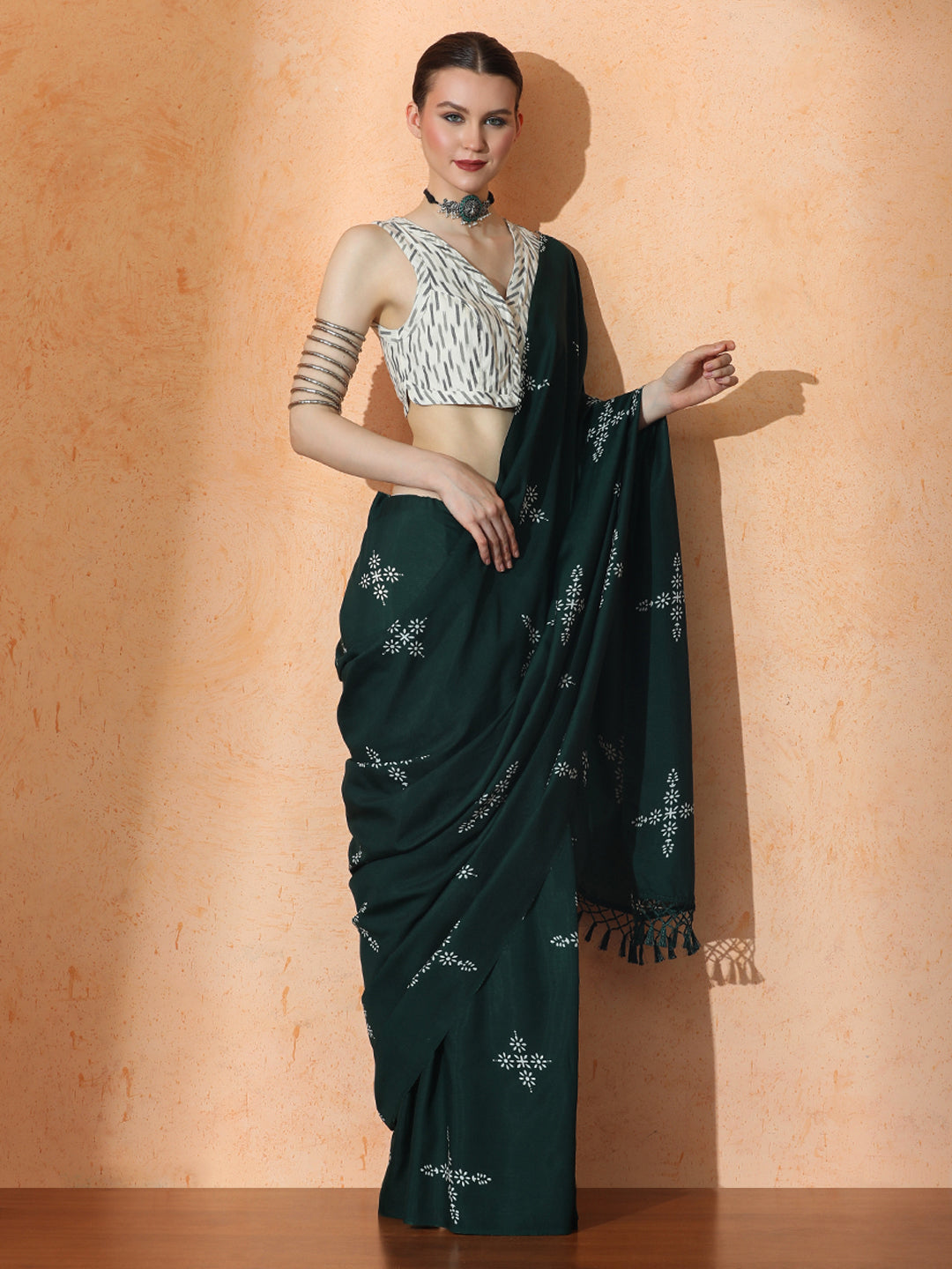 Floral Muslin Cotton Saree with Unstiched Blouse