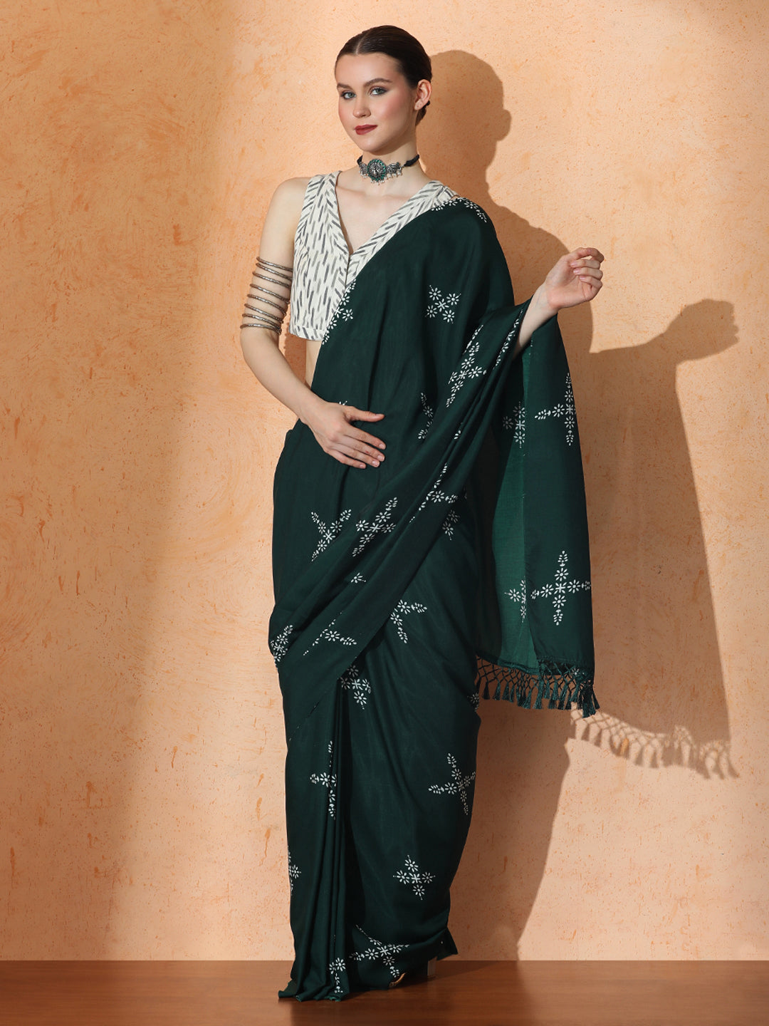 Floral Muslin Cotton Saree with Unstiched Blouse