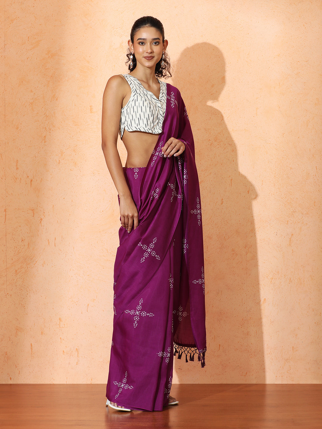 Floral Muslin Cotton Saree with Unstiched Blouse