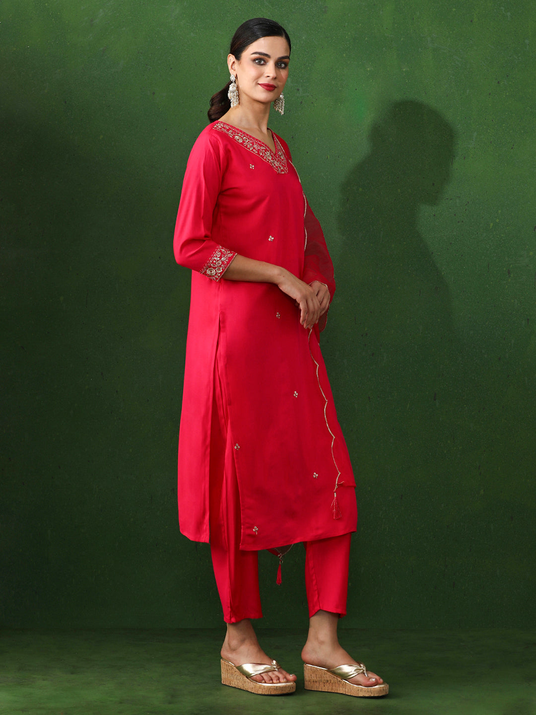 Floral Embroidered Straight Chanderi Silk Kurta & Trousers Sets