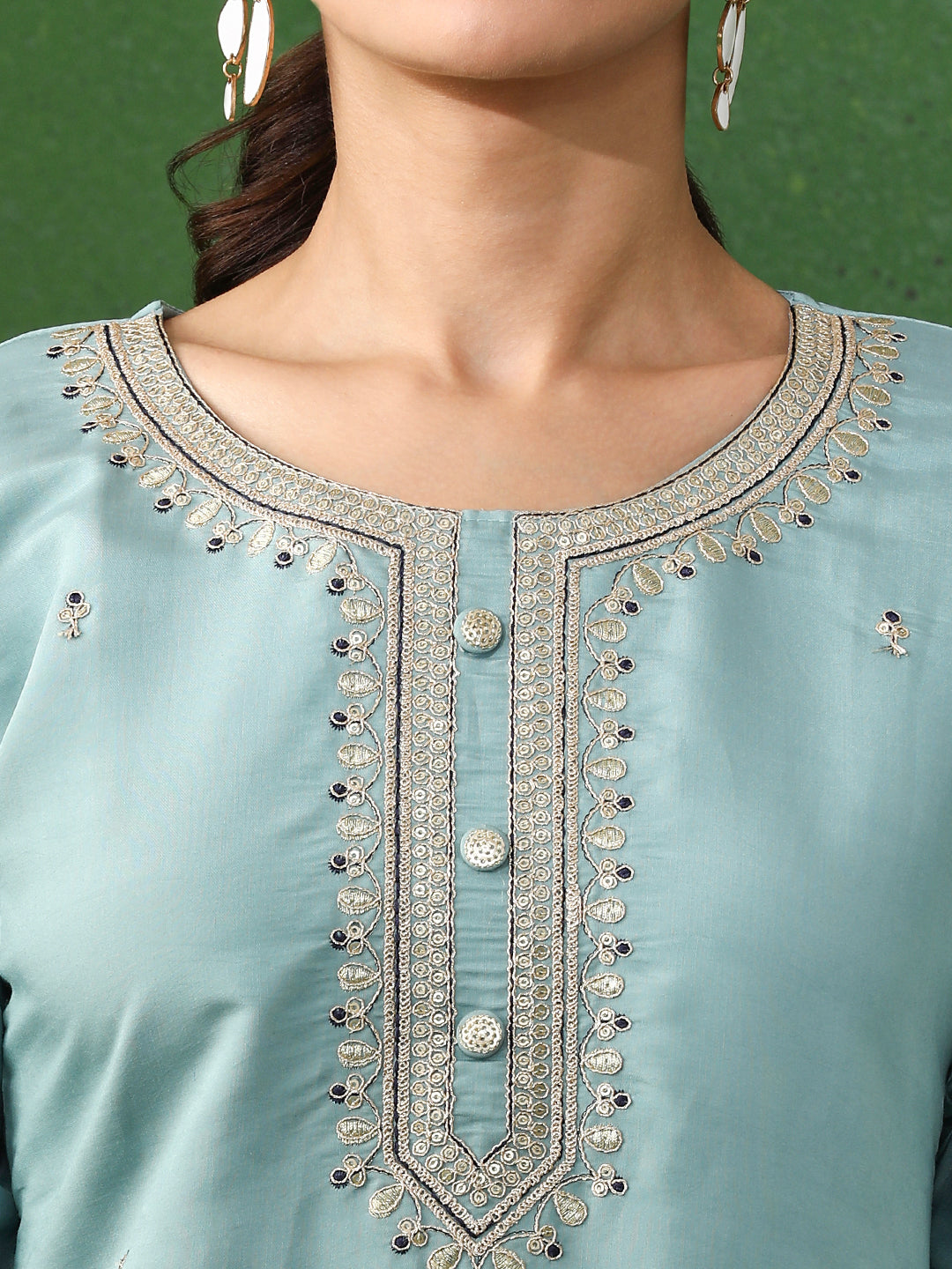 Floral Embroidered Straight Chanderi Silk Kurta & Trousers Sets