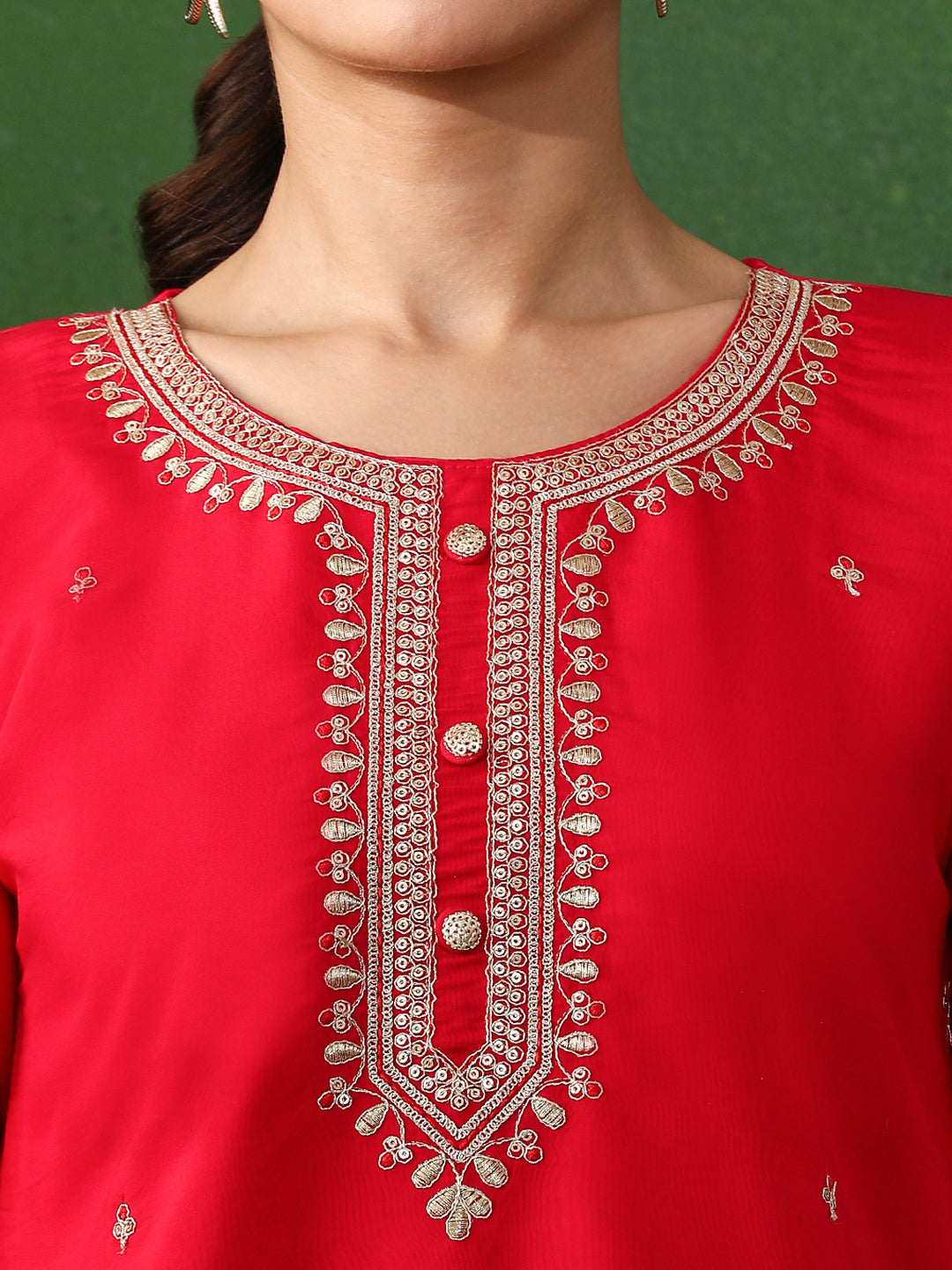 Floral Embroidered Straight Chanderi Silk Kurta & Trousers Sets