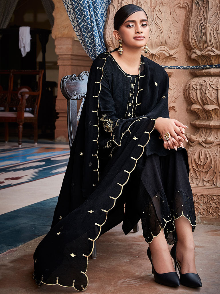Black Straight Solid Embroidered Silk Kurta With Palazzo And Organza Dupatta