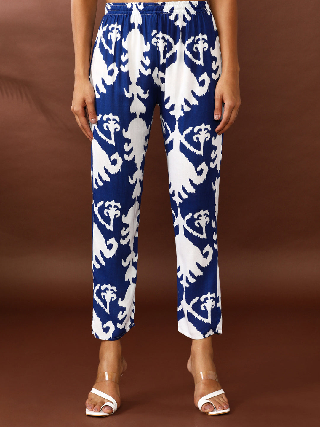 Floral Printed Straight Kurta & Trousers Sets