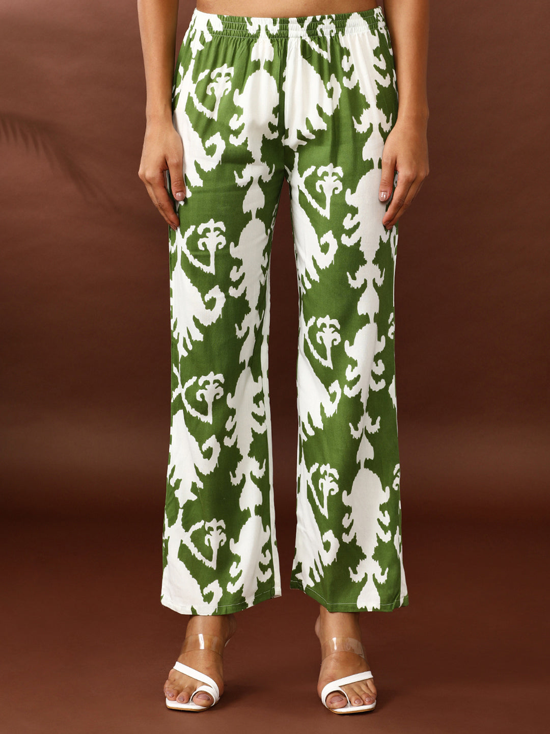 Floral Printed Straight Kurta & Trousers Sets