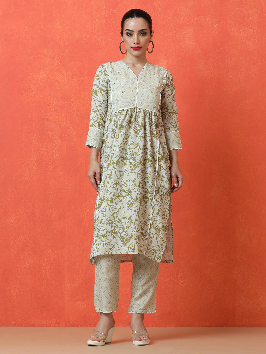Floral Embroidered A-Line Cotton Blend Kurta & Trousers Sets