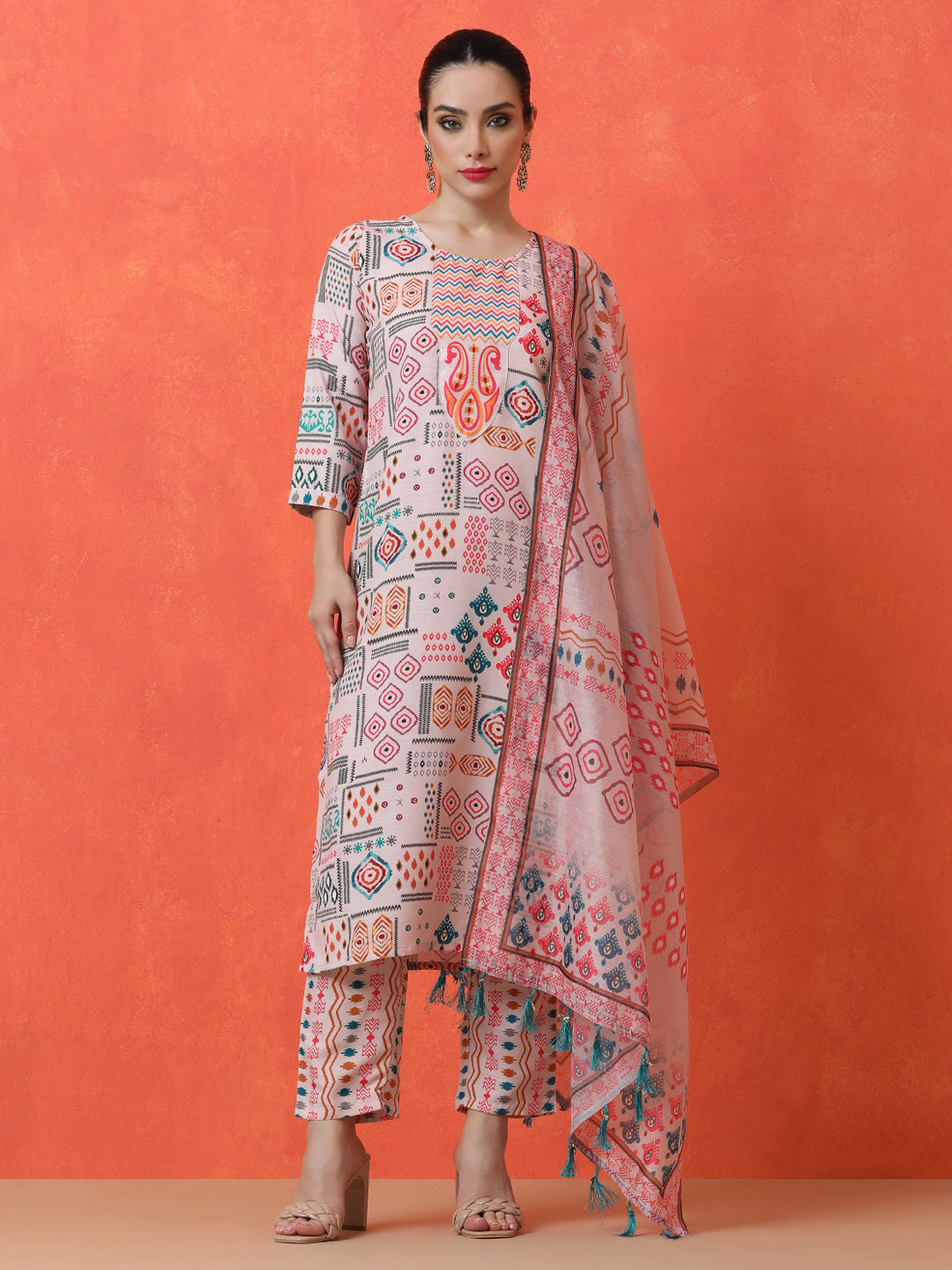 Floral Printed Straight Pure Cotton Kurta & Trousers Sets