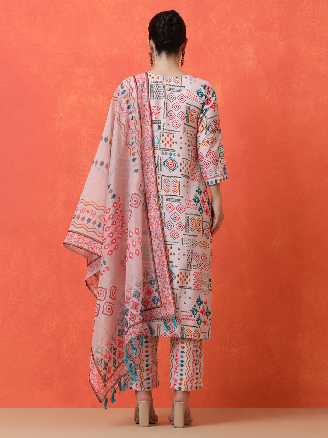 Floral Printed Straight Pure Cotton Kurta & Trousers Sets