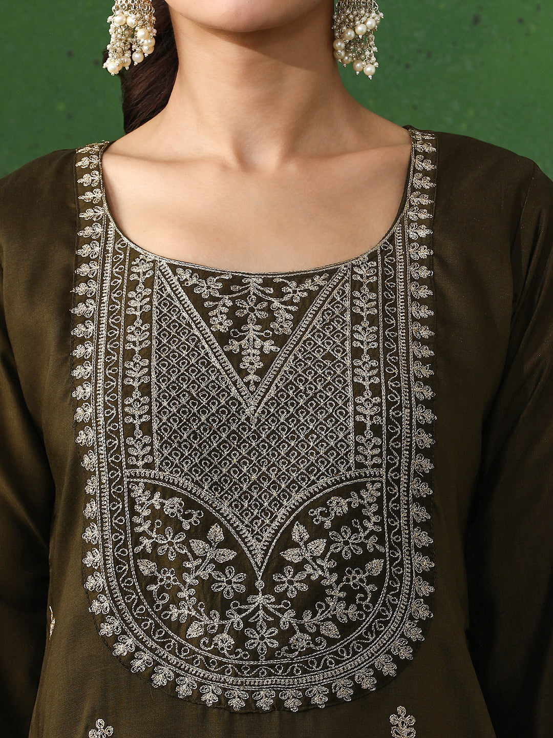 Floral Embroidered Straight Chanderi Silk Kurta & Trousers Sets