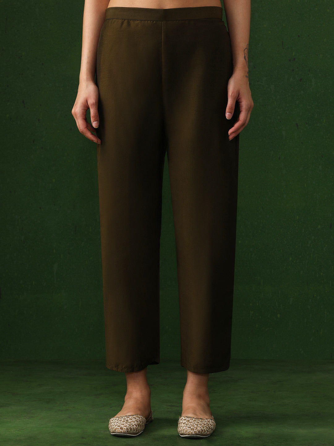 Floral Embroidered Straight Chanderi Silk Kurta & Trousers Sets