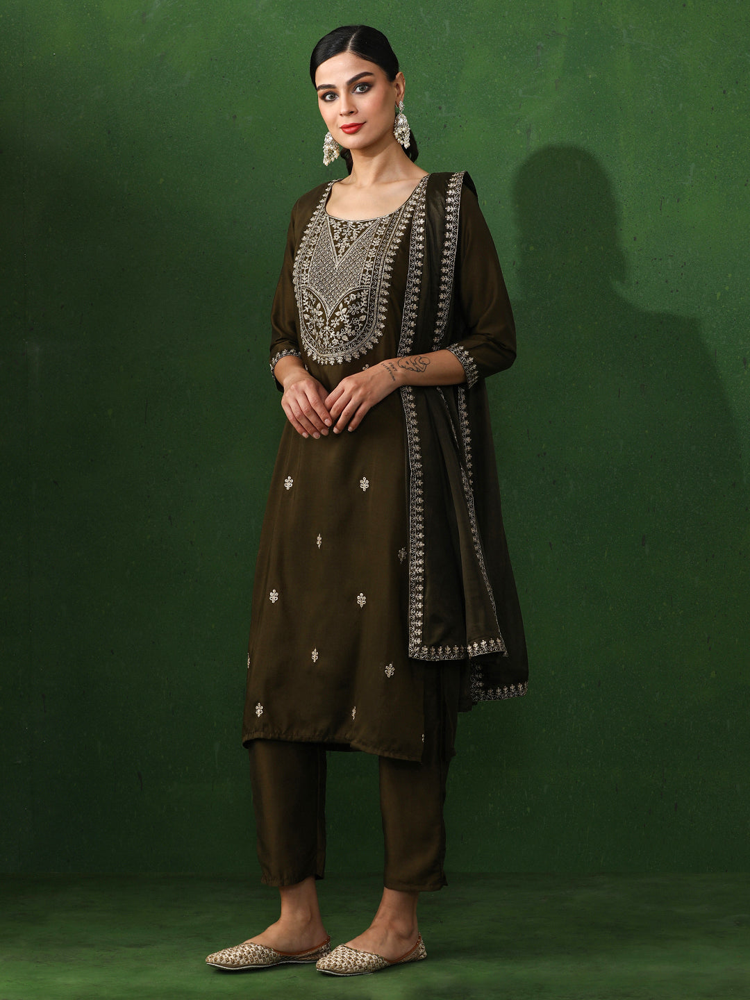 Floral Embroidered Straight Chanderi Silk Kurta & Trousers Sets