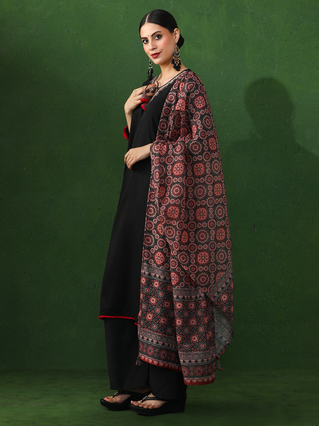 Solid Embroidered Straight Kurta & Trousers Sets