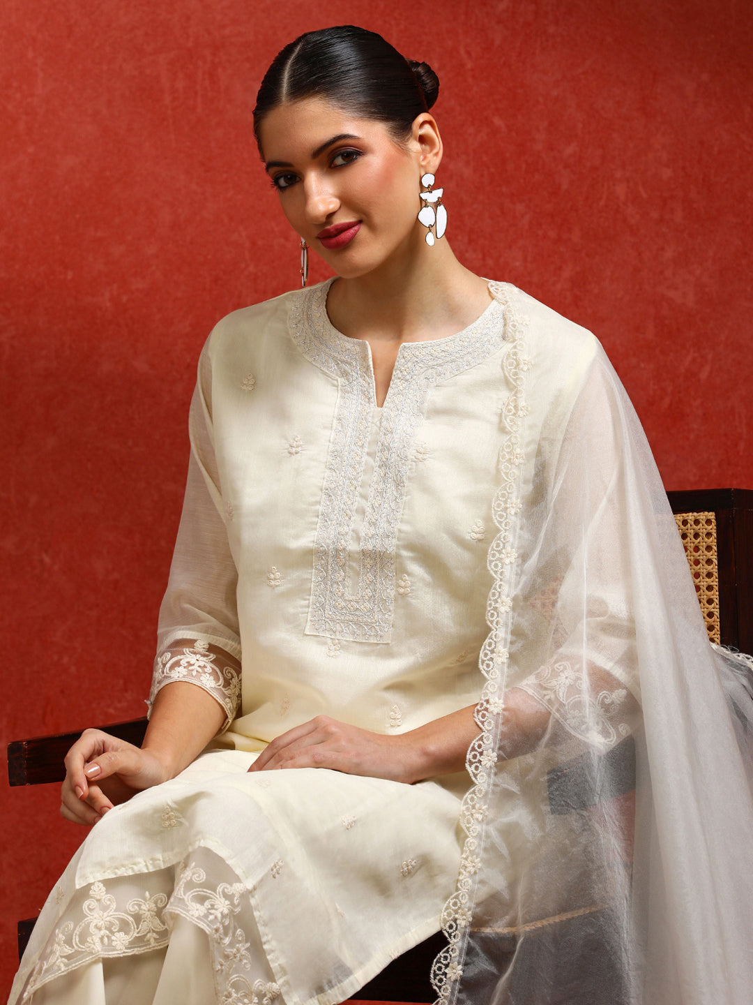 Floral Embroidered Straight Kurta & Trousers Sets