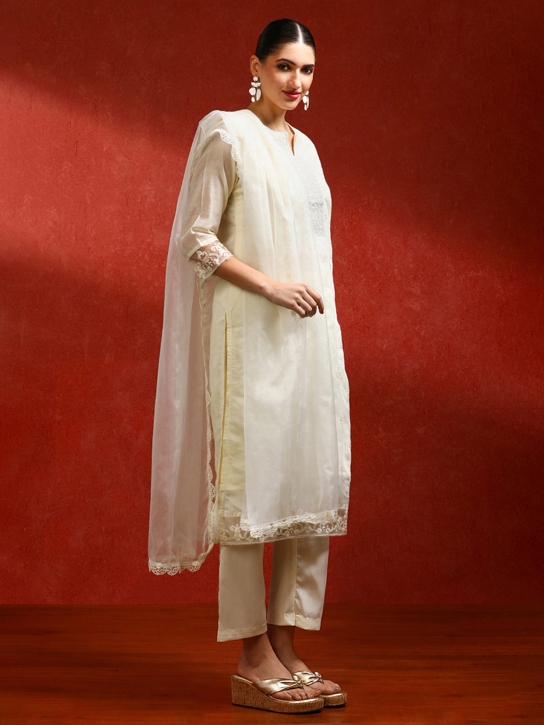 Floral Embroidered Straight Kurta & Trousers Sets