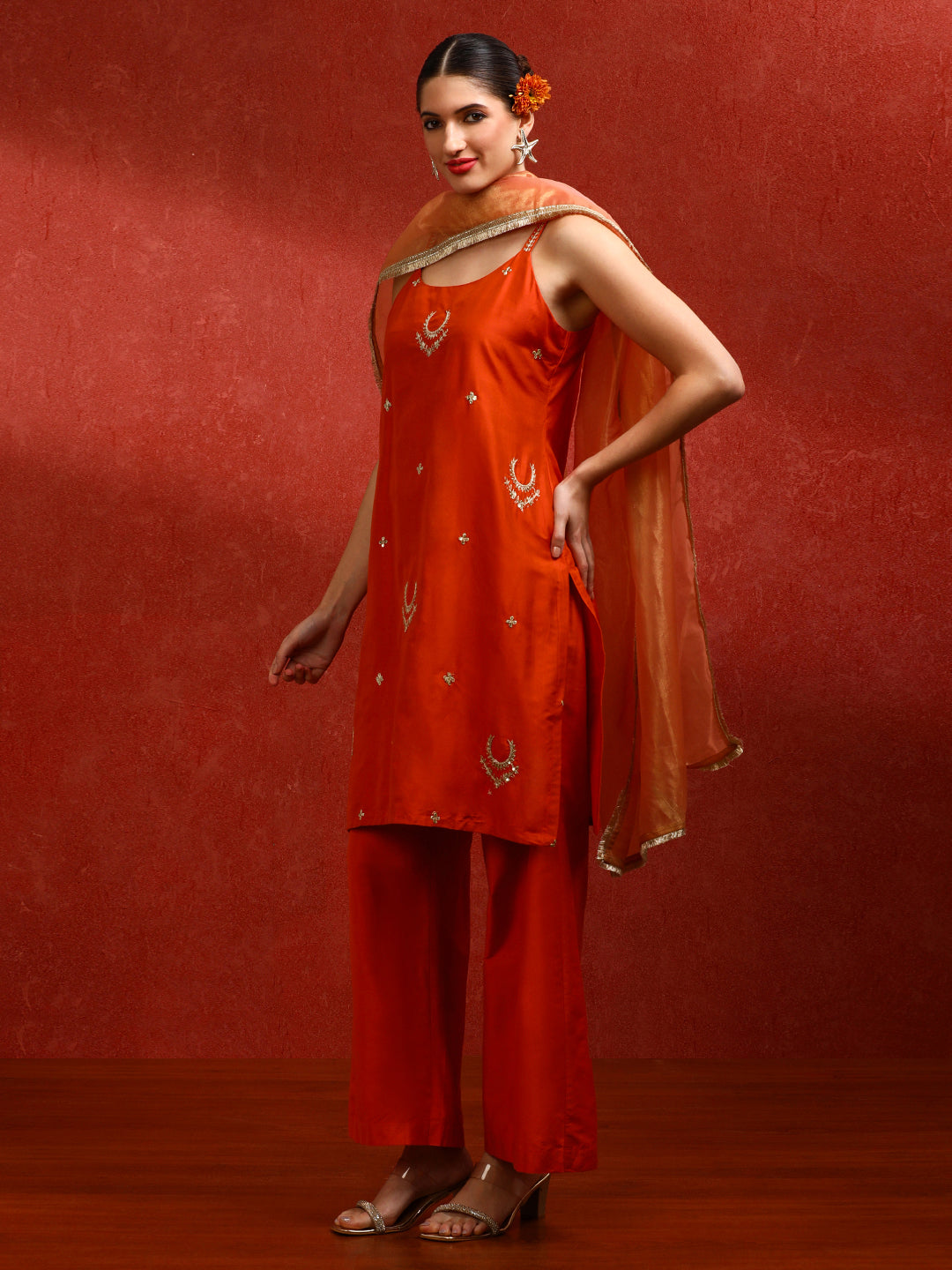 Floral Embroidered Straight Kurta & Trousers Sets