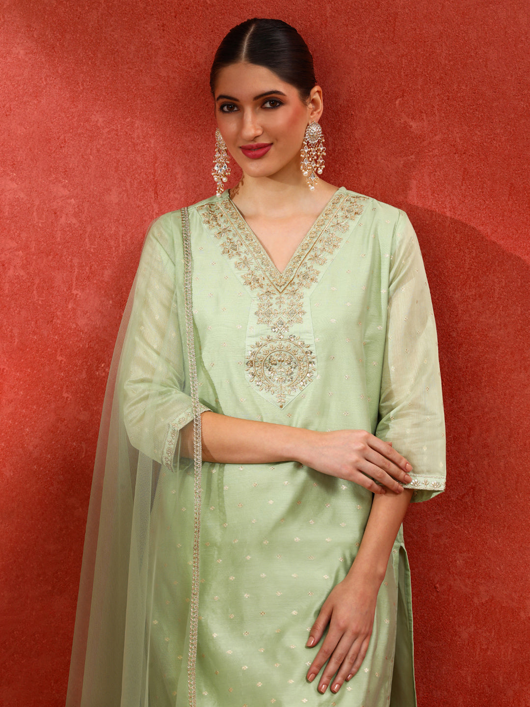 Embroidered Chanderi Cotton Solid Kurta Sets With Net Dupatta