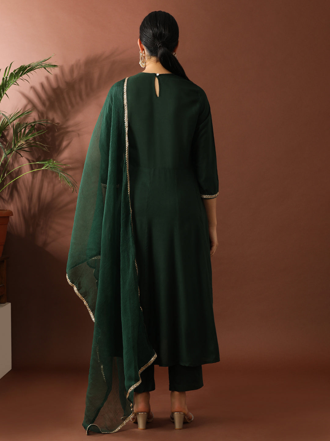 Floral Embroidered Straight Kurta & Trousers Sets