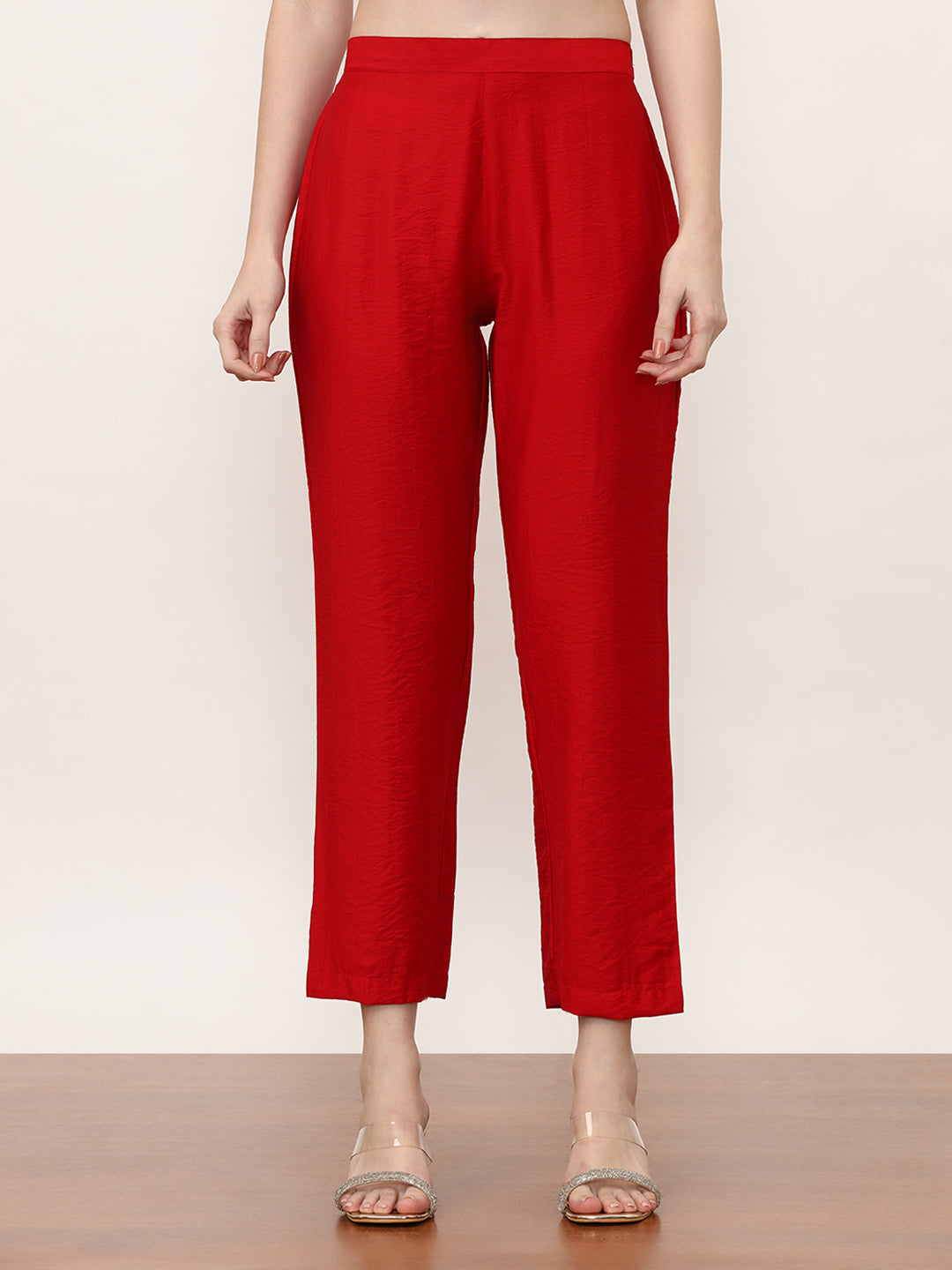 Embroidered Silk Blend Solid Kurta Sets With Net Dupatta