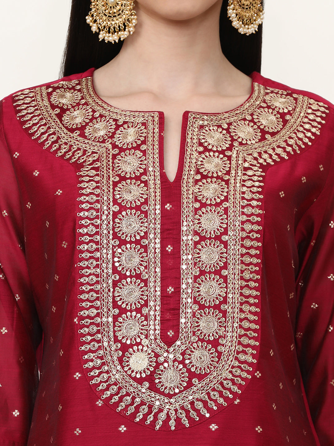 Embroidered Silk Blend Ethnic Motifs Kurta Sets With Net Dupatta