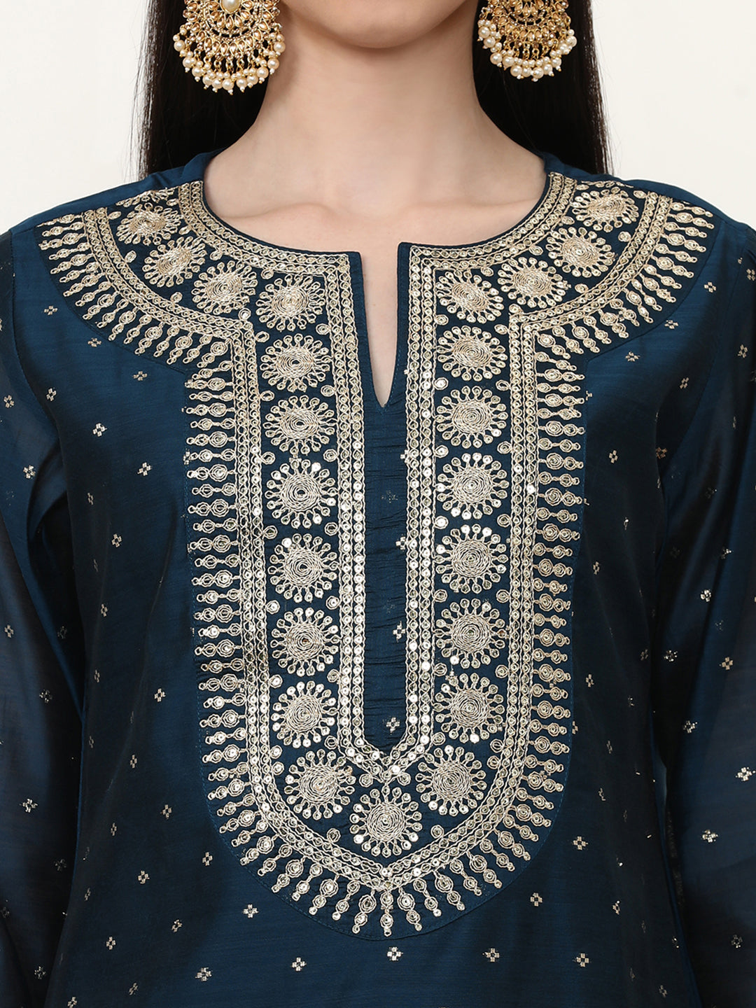 Embroidered Silk Blend Ethnic Motifs Kurta Sets With Net Dupatta