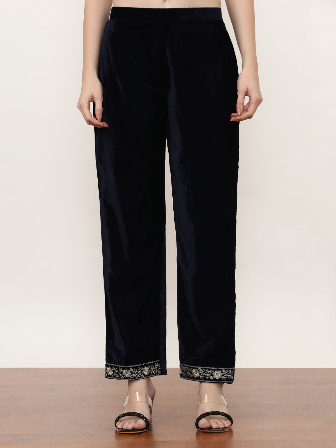 Embroidered Velvet Ethnic Motifs Kurta Sets With Organza Dupatta