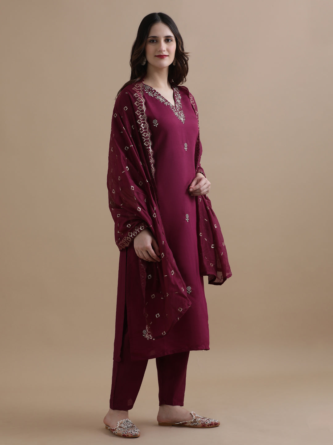 Embroidered Chanderi Cotton Ethnic Motifs Kurta Sets With Dupatta