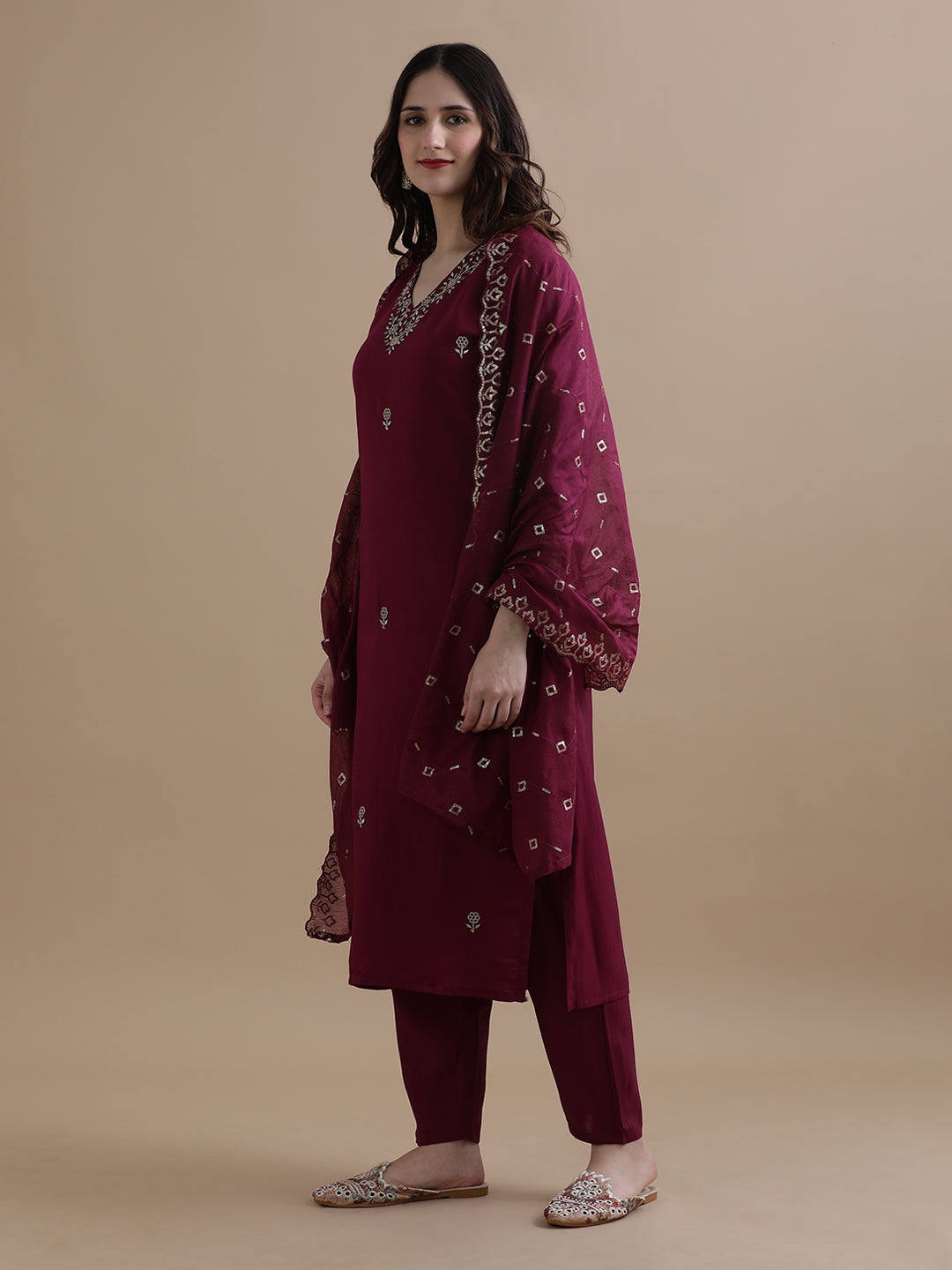 Embroidered Chanderi Cotton Ethnic Motifs Kurta Sets With Dupatta