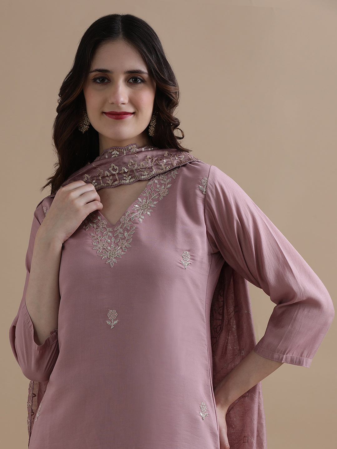 Embroidered Chanderi Cotton Ethnic Motifs Kurta Sets With Dupatta