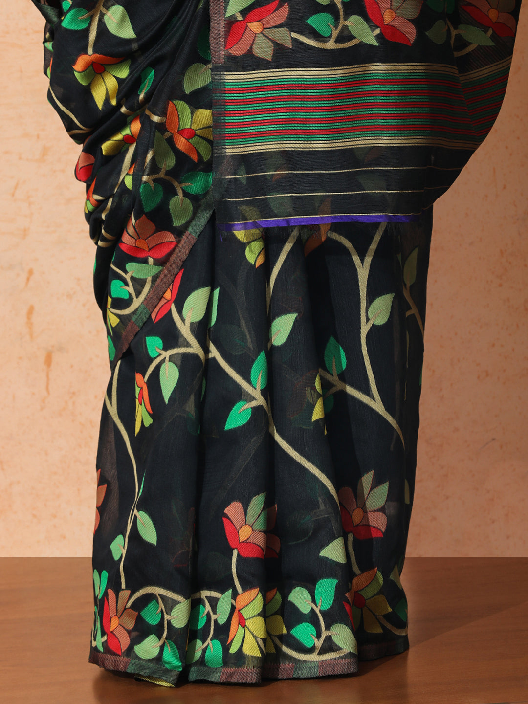Floral Jamdani Cotton Saree with Unstiched Blouse