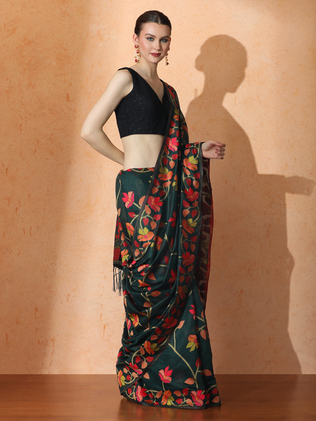 Floral Jamdani Cotton Saree with Unstiched Blouse