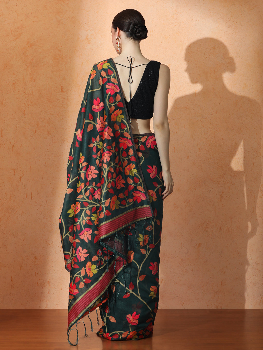 Floral Jamdani Cotton Saree with Unstiched Blouse