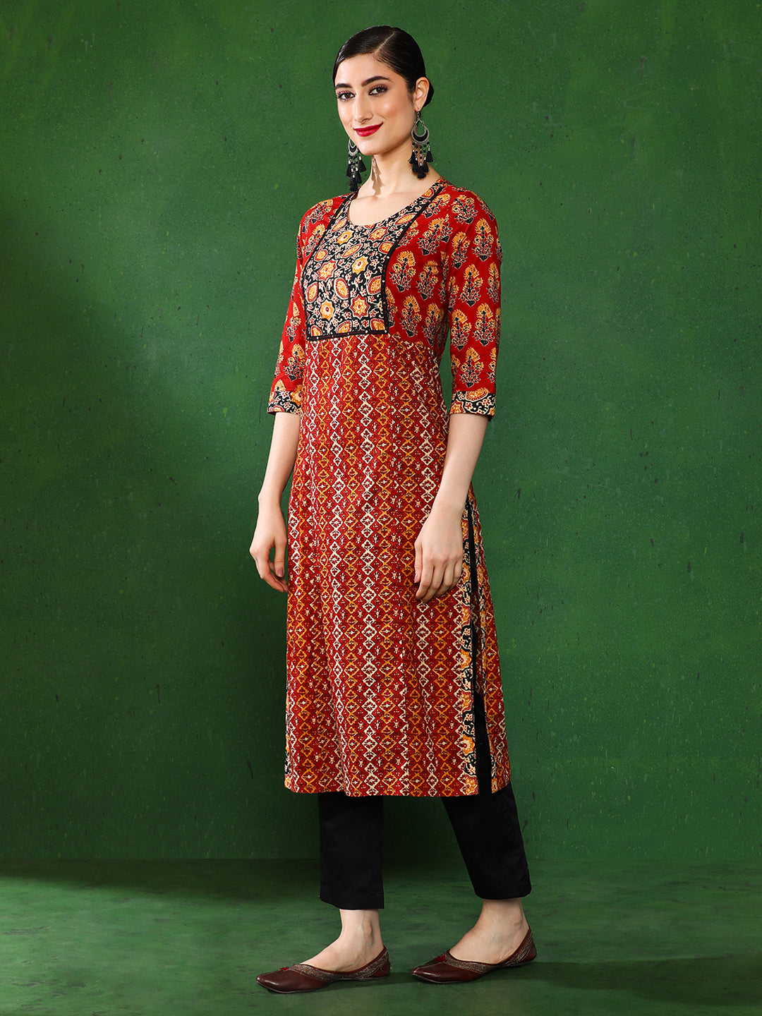 Brown And Beige Ethnic Motifs Straight Cotton Kurta