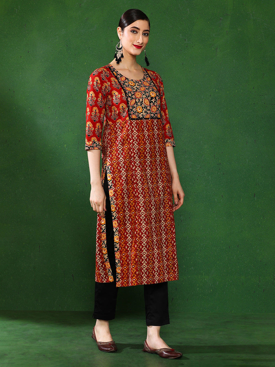 Brown And Beige Ethnic Motifs Straight Cotton Kurta