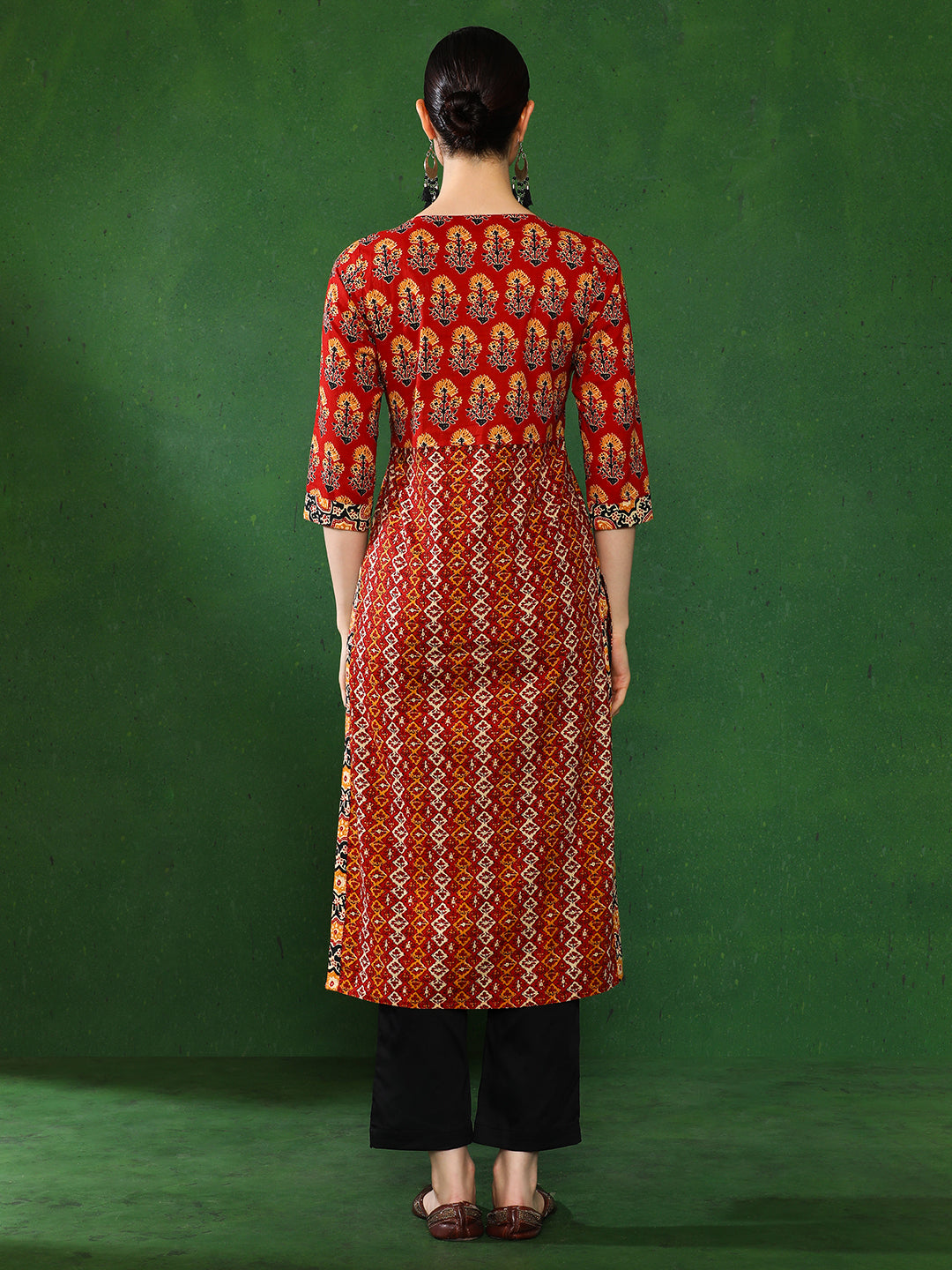 Brown And Beige Ethnic Motifs Straight Cotton Kurta