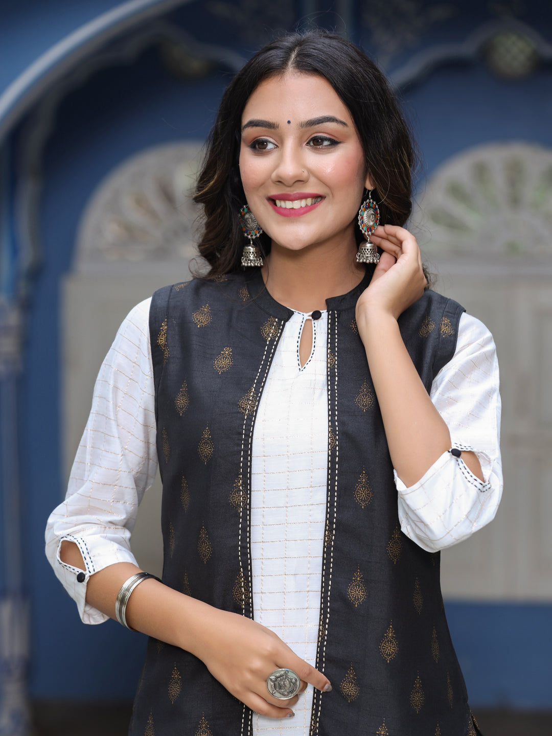 White Checked Straight Cotton Kurta With Black Chanderi Jacket