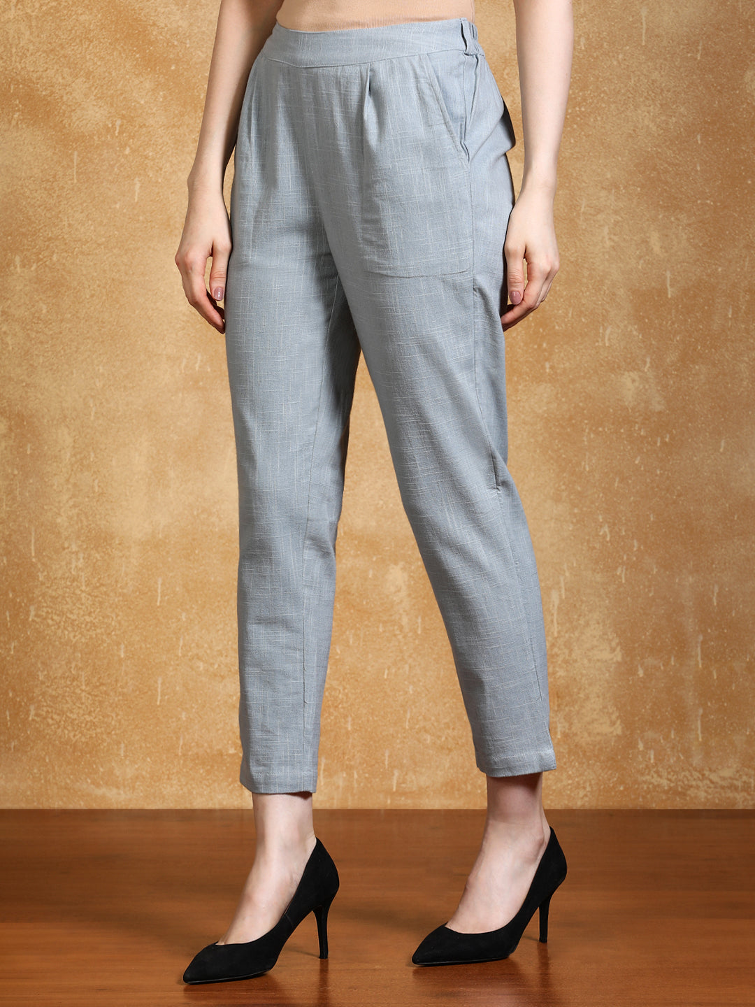 Select Casual Trousers for women