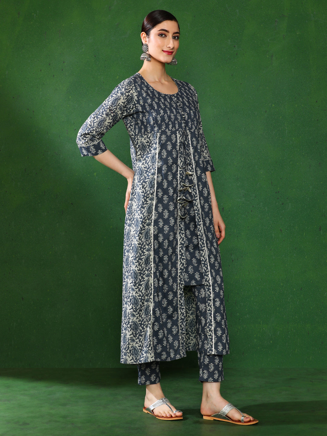 Blue & Grey Printed Flared Kurta With Pant