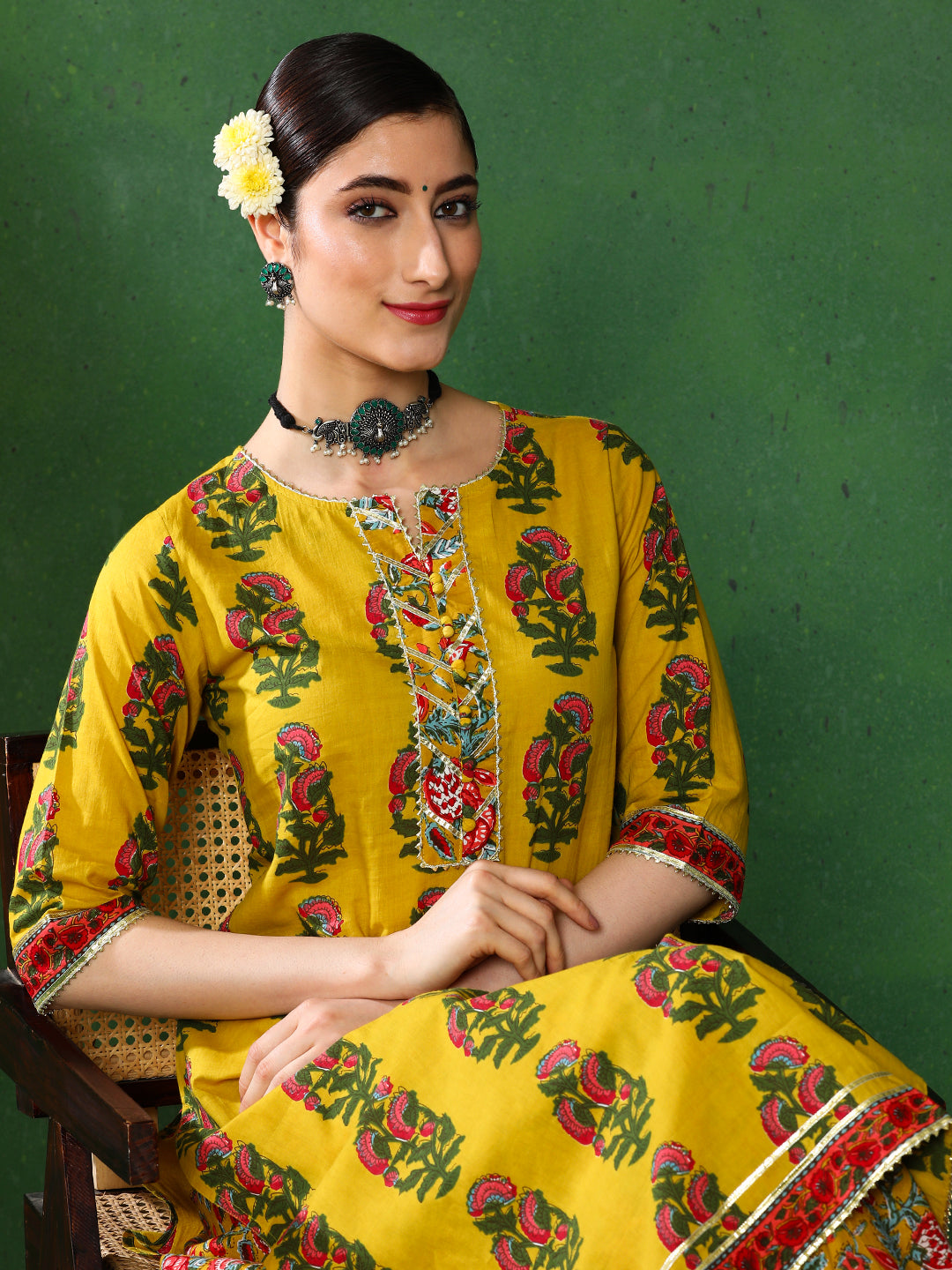 Floral Print Straight Kurta With Skirt