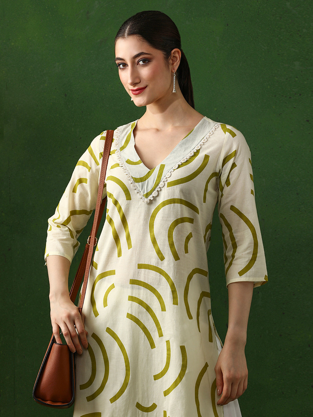Leheriya Embroidered Straight Pure Cotton Kurta