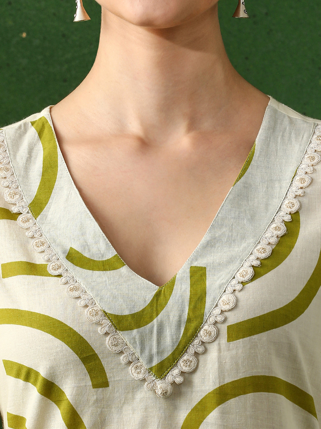 Leheriya Embroidered Straight Pure Cotton Kurta