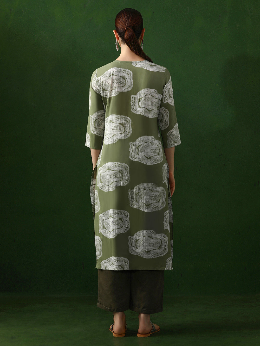 Floral Embroidered Straight Pure Cotton Kurta