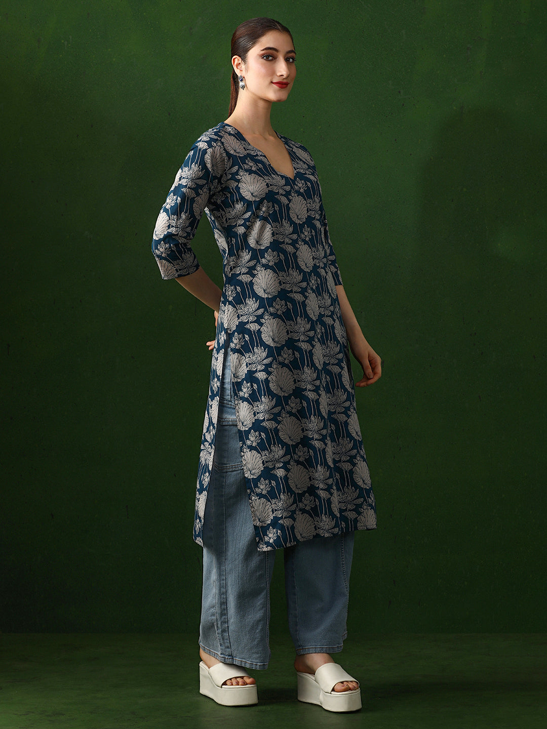 Floral Printed Straight Pure Cotton Kurta