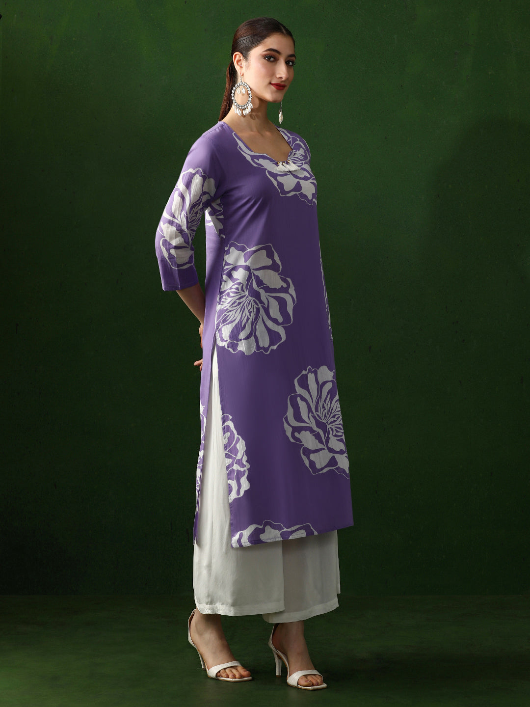 Floral Embroidered Straight Pure Cotton Kurta