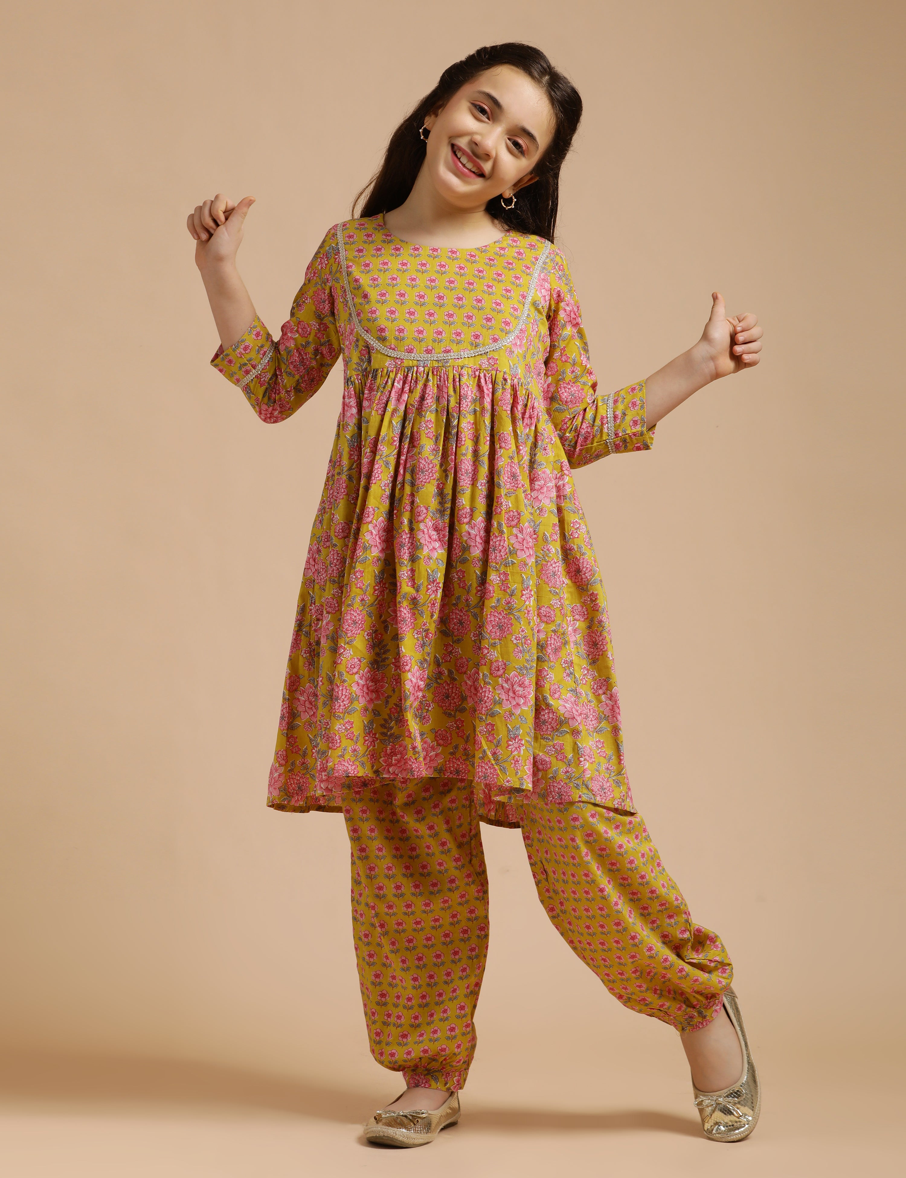 Girls Pure Cotton Floral Embroidered A-Line Kurta With Salwar