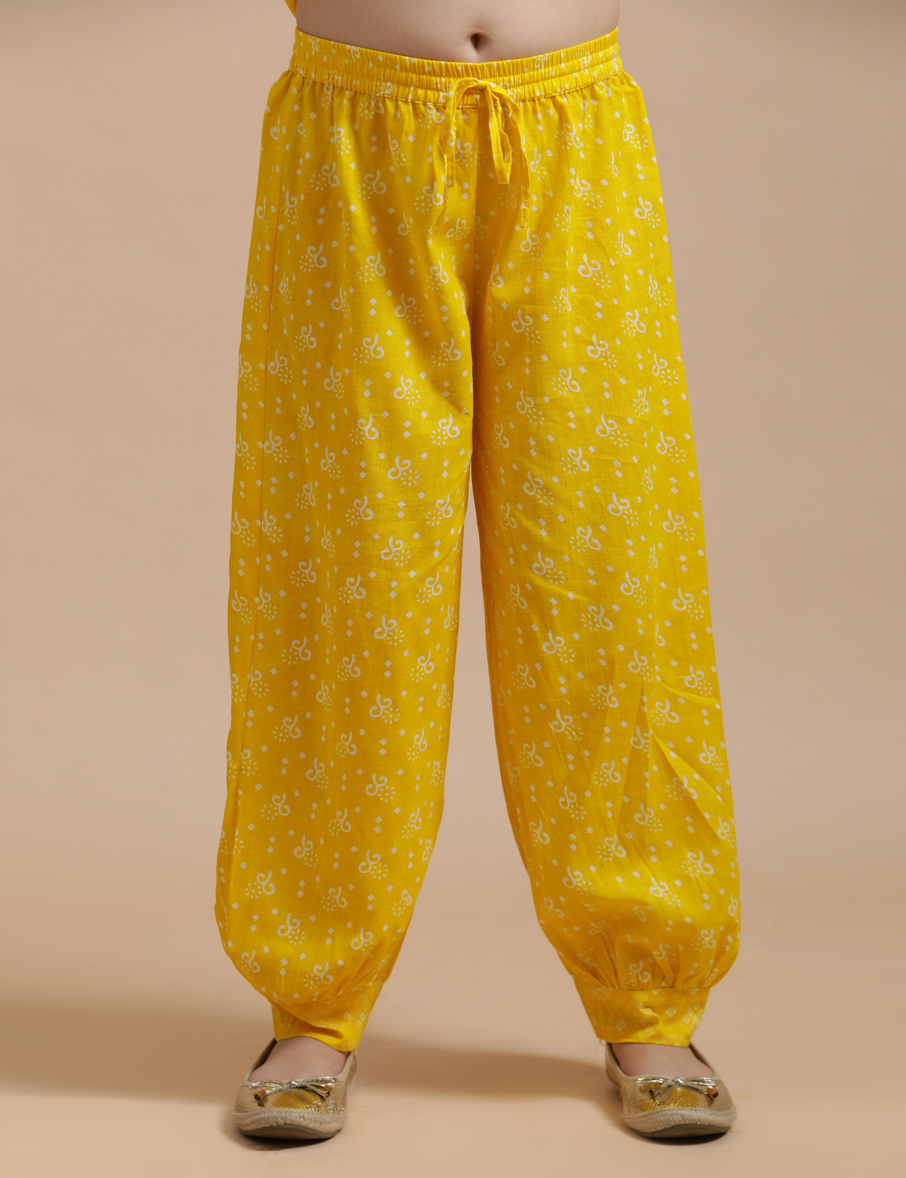 Girls Pure Cotton Floral Embroidered Anarkali Kurta With Salwar