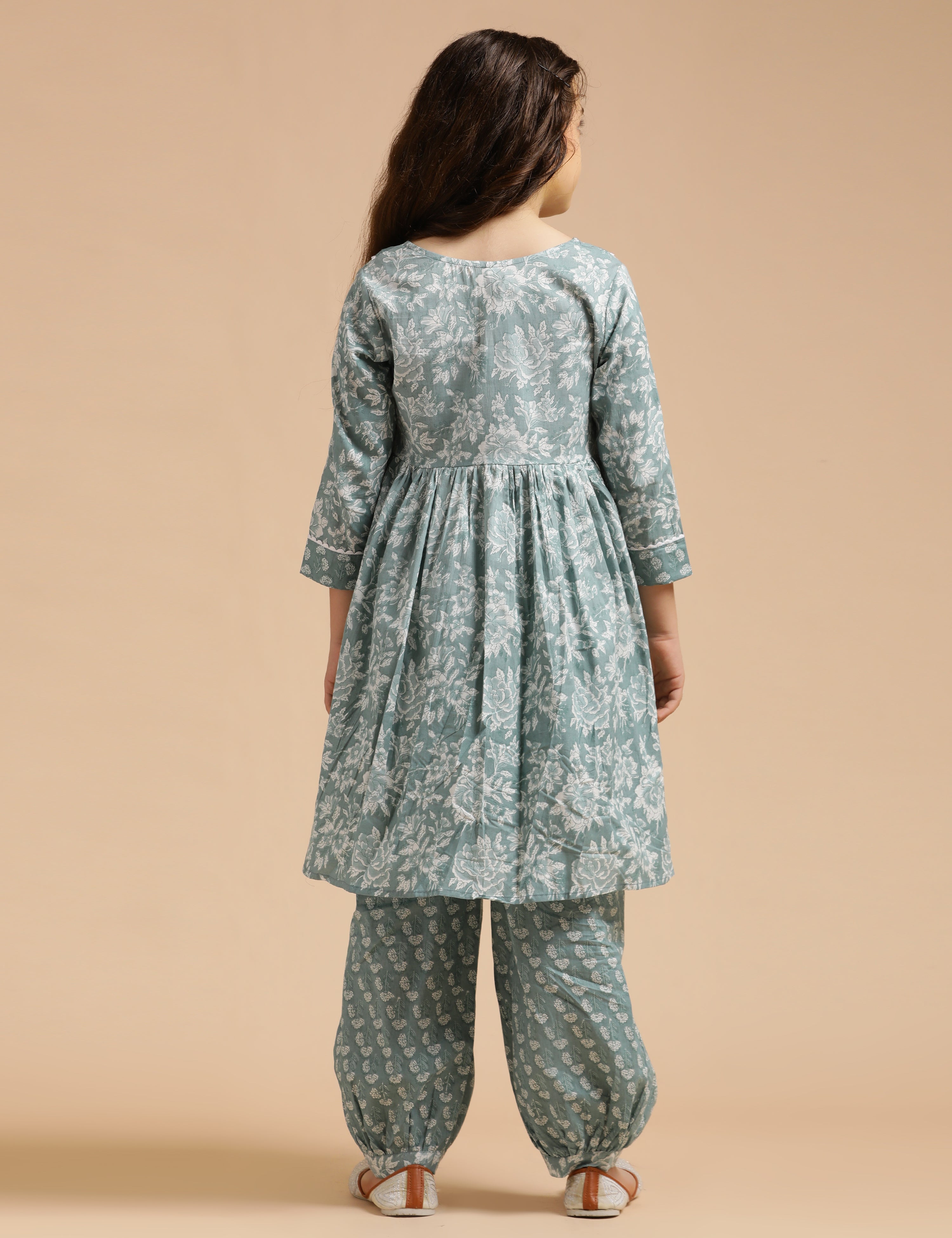 Girls Pure Cotton Floral Embroidered Anarkali Kurta With Salwar