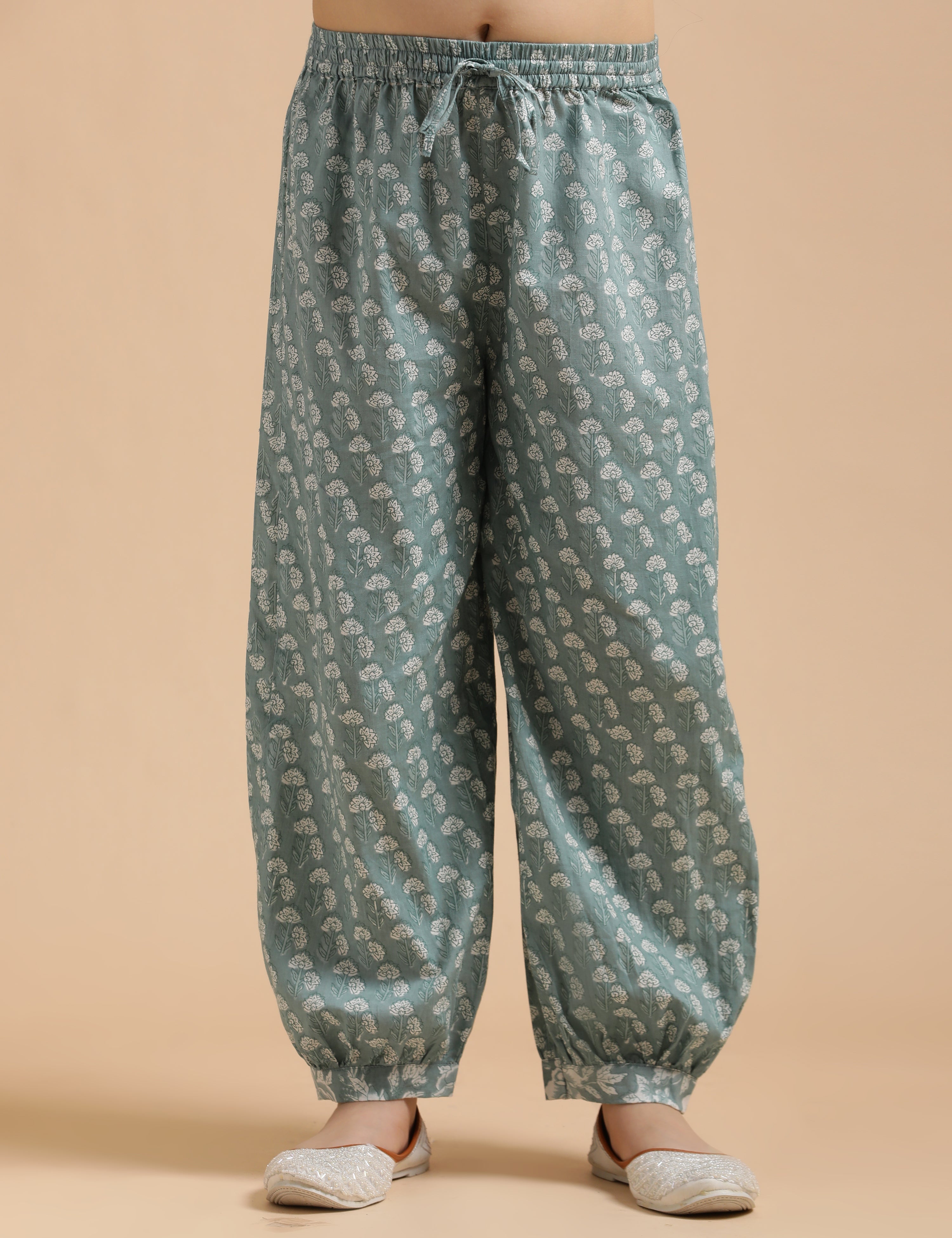 Girls Pure Cotton Floral Embroidered Anarkali Kurta With Salwar