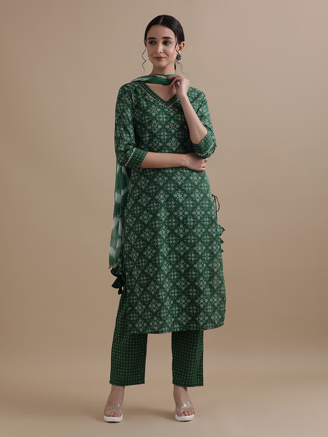 Green Floral Printed Gotta Patti Pure Cotton Kurta With Pant & Chiffon Dupatta