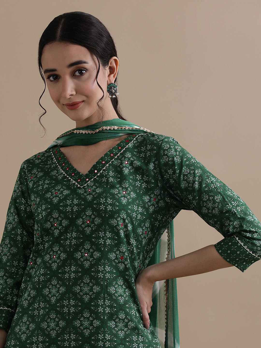 Green Floral Printed Gotta Patti Pure Cotton Kurta With Pant & Chiffon Dupatta